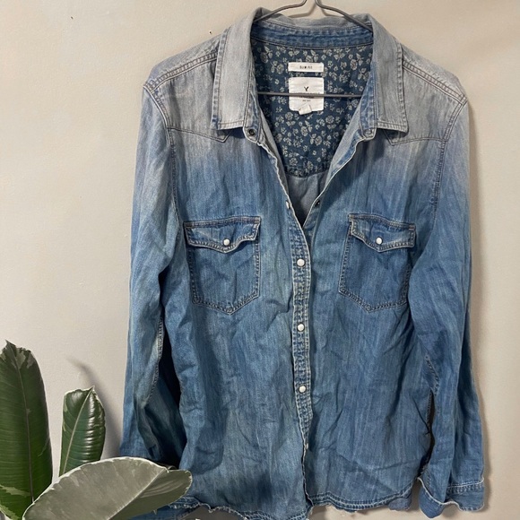 American Eagle Slim fit Denim Button Up Shirt - Picture 4 of 6